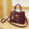 Bolsas de Luxo para Mulheres, Novas Bolsas da Moda para Mulheres, Bolsas de Mão, Temperamento Atmosférico de Média Idade com Grande Capacidade, Bolsas Versáteis de Ombro e Transversais