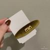 Corea del Sur Dongdaemun - Tela de terciopelo dorado con letras en inglés, pinza para el pelo con forma de pico de pato, pinza lateral para el flequillo, pinza para la cabeza rota en la parte posterior