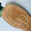 Las plantillas son resistentes al olor, absorben el sudor, transpirables y duraderas, hechas de piel de vaca y piel de cerdo, adecuadas para deportes, zapatos de cuero para hombre y mujer, duraderas y cómodas
