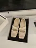 Zapatos Mary Jane de Satén Rosa con Aumento Oculto de Altura para Mujer, Colección Verano 2026, Adecuados para Combinar con Vestidos, Zapatos de Ballet de Punta Cuadrada
