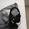 Bolsa de Mão de Luxo para Mulheres, Nova Tendência da Moda Primavera 2026, Bolsa de Ombro Exquisita Super Popular, Bolsa Transversal com Corrente