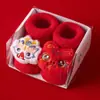 Primavera, Otoño e Invierno Terciopelo Engrosado Caja de Regalo Empaque Rojo Festivo Luna Llena Niño de un Año Antideslizante Piso para Bebé Calcetines de Tubo Medio