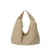 Bolsa Tote de Grande Capacidade Bolsa de Tecido de Nylon Mais Vendida Moderna Casual Bolsa de Ombro Única Bolsa de Ombro Única Simples com Toque de Luxo Bolsa de Compras