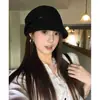 Sombrero Plisado Holgado Estilo Old Money Otoño 2026 para Mujer, Estilo Artístico, Sombrero de Pescador Único de Ala Ancha, Sombrero de Cubo de Nicho