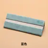Estuche Rectangular Hueco Resistente a la Presión Triangular para Gafas al por Mayor de Fábrica, Estuche Plegable Portátil de Cuero Óptico para Miopía y Presbicia, Personalizable