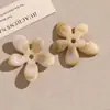 Parche Decorativo de Flor de Cinco Pétalos Tridimensional con Degradado de Forma Irregular Acrílico Accesorios para Aretes DIY Piezas para Llavero