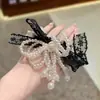 Elegante scrunchie de encaje con lazo de perlas para mujer, goma para el pelo de estilo artístico francés, accesorio para el pelo, diadema