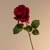 Rosa Artificial Tallo Único Rosa Perla de Terciopelo Decoración para el Hogar Boda Rosa Roja Flor Artificial Flor de Seda Rosa del Amante