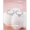 Anillo Minimalista de Zirconia para Mujer, Diseño de Nicho Moderno y Exquisito, Estilo Fresco con un Toque de Alta Gama, Anillo Ajustable para el Dedo Índice de Uso Diario