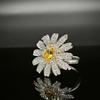 Anel S925 Corte Flor de Gelo Diamante de Alto Carbono Feminino Exagerado Exquisito Flor Super Brilhante Diamante Completo Estilo Delicado Anel Personalizado