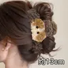 Grampo de Garra de Pelúcia Outono e Inverno para Mulheres 2026 Novo Grampo Grande de Tubarão Grampo de Cabelo para Parte de Trás da Cabeça Grampo de Cabelo Pinça de Acessórios de Cabelo com Sensação de Luxo