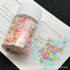 Lentejuelas coloridas e iridiscentes - Materiales decorativos DIY para ropa, accesorios de vestir y aretes hechos a mano