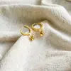 Diseño de Nicho, Lujo Ligero, Pendientes Dorados en Forma de Corazón, Modernos, Exquisitos, Versátiles, Pendientes de Gama Alta