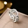 Anillo con letras populares transfronterizas para mujer, personalizado, con el mismo estilo de celebridad de Internet, diseño de moda, pulsera que combina con todo.