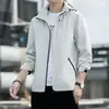 Chaqueta para hombre, nuevo modelo de primavera y otoño, a prueba de viento e impermeable, estilo para parejas, chaqueta versátil casual para exteriores, moderna