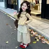 Conjunto de otoño para niñas 2026 nuevo elegante de dos piezas con mangas largas y ribete de encaje