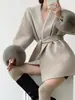 Casaco de alta qualidade, tamanho grande, de pele de raposa e cashmere dupla face para mulheres, novo estilo de inverno 2026, casaco curto de lã para baixinhas