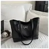 Diseño de Lazo, Bolso Grande de Moda y Versátil, Bolso de Hombro Nuevo 2025, Estilo Casual, Bolso Tote para Viajes