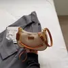 Bolso de Hombro Color Bloque Patchwork de Moda 2026 Nuevo Estilo de Verano Bolso de Hombro Simple y Único Versión Coreana Bolso de Mano con Cadena Bolso Cruzado
