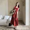 Vestido Casual de Verano 2026, Moda Nueva, Delgado, Rejuvenecedor, Diseño Elegante, Sin Tirantes, Sin Mangas, Color Rojo Ladrillo