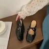 Mules Chuyuji estilo francês de sola grossa para aumentar a altura, bico fechado para mulheres, novos chinelos planos estilosos primavera-verão 2026