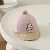 Nuevo estilo de gorro con chupete de punta y logo de oso para niños y niñas, gorra de sol infantil para primavera y otoño, gorra tipo pico para niños pequeños