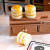 Resina simulación juego de comida muffin Shufulei casa de muñecas miniatura escena de juego de comida accesorios a juego modelado diy mesa