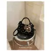 Bolso de mano de lunares de alta calidad, estilo vintage, para mujer, nueva colección de otoño 2026, bolso de hombro de gamuza para ir al trabajo