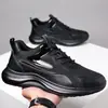 Novos Sapatos Masculinos Primavera e Verão Couro Superior Tênis de Solado Macio Sapatos Casuais Leves Masculinos Sapatos de Couro Quentes com Forro de Lã Esportivo Versátil