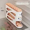 Caixa de armazenamento de ovos com mecanismo deslizante automático para porta lateral de geladeira, porta-ovos de cozinha para preservação da frescura
