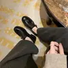 Zapatos de vestir estilo Brogue con doble hebilla y tallado para mujer, mismo estilo que Grape Mom, cuero genuino, tacón grueso, suela gruesa, estilo británico, zapatos pequeños de cuero