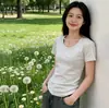 Camiseta Blanca de Algodón Puro con Hombros Normales, Mangas Cortas, Corte Ajustado, Cuello Redondo, Top Básico Versátil para Mujer en Verano