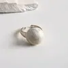 Anillo abierto redondo con diseño floral de goteo de aceite transfronterizo europeo y americano, anillo para dedo índice estilo vintage de lujo ligero, joyería de alta gama de lujo ligero para mujer