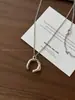 Colar Longo com Pingente Geométrico Ins de Prata Estilo Coreano para Mulheres, Corrente Versátil Simples para Suéter do Dia a Dia, Acessório de Design de Nicho