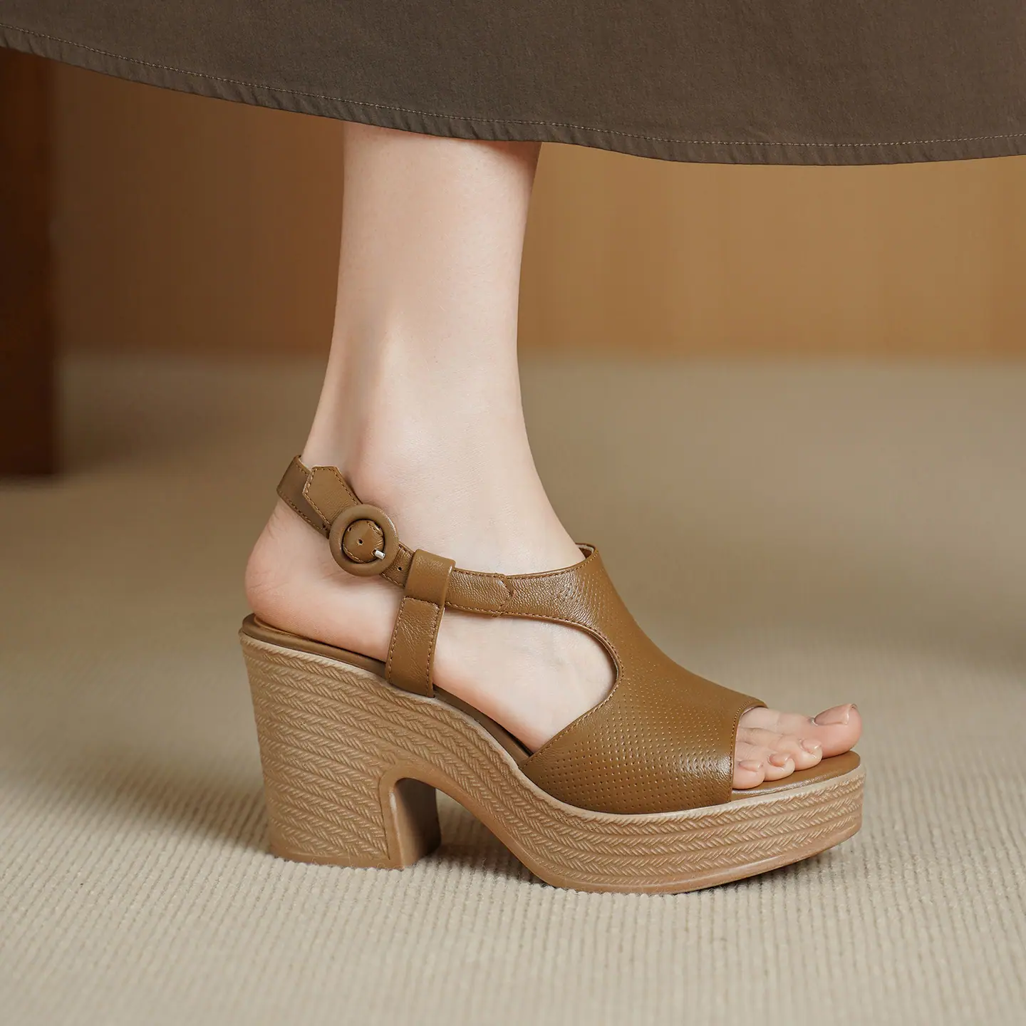 WQ2_649_LQ_04.jpg