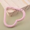 Fecho de Mola Colorido em Liga de Zinco com Pintura para Montanhismo em Formato de Coração Acessórios para Joias Artesanais DIY Pingente Chaveiro Atacado