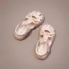 Sandalias cerradas de verano para niñas, nuevos zapatos de princesa de suela blanda para niños, zapato de playa antideslizante con lazo para niña pequeña