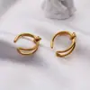 Anel de Aço Titânio para Mulheres, Banhado a Ouro 18K, Anel Aberto Simples, Anel em Formato de Estrela, Design Geométrico, Moderno para o Dia a Dia