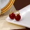 Pendientes de Plata Chapada en Oro Real para Mujer Pendientes de Perla y Circonita de Lujo Ligero Gama Alta Pendientes para Mujer Sentido del Diseño Nicho Verano