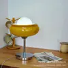 Lámpara de Mesa Antigua Vintage Nórdica Moderna Mesita de Noche Escritorio Bauhaus Cálida Red de Huevo Habitación de Celebridad Lámpara de Huevo