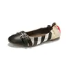 Sapatilhas Redondas Estilo Francês Femininas 2026 Outono Saia Francesa Solado Macio Confortável Boca Rasa Sapatos Baixos Salto Alto