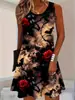 Vestido sin mangas con estampado de rosas y murciélagos de Halloween, estilo tinta oscura, minivestido tipo tank top de corte A holgado con cuello redondo