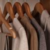 Percha de Madera Maciza Almacenamiento en Casa Soporte de Ropa sin Costuras Colgador de Ropa Lujo Ligero Armario Tienda de Ropa Perchero de Ropa Perchero al por Mayor
