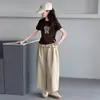 Conjunto de Dos Piezas para Niñas de Verano, Delgado, Estampado de Dibujos Animados, Manga Corta y Pantalones tipo Zanahoria, Pantalones Acortados Elegantes y Modernos, Atuendo Casual