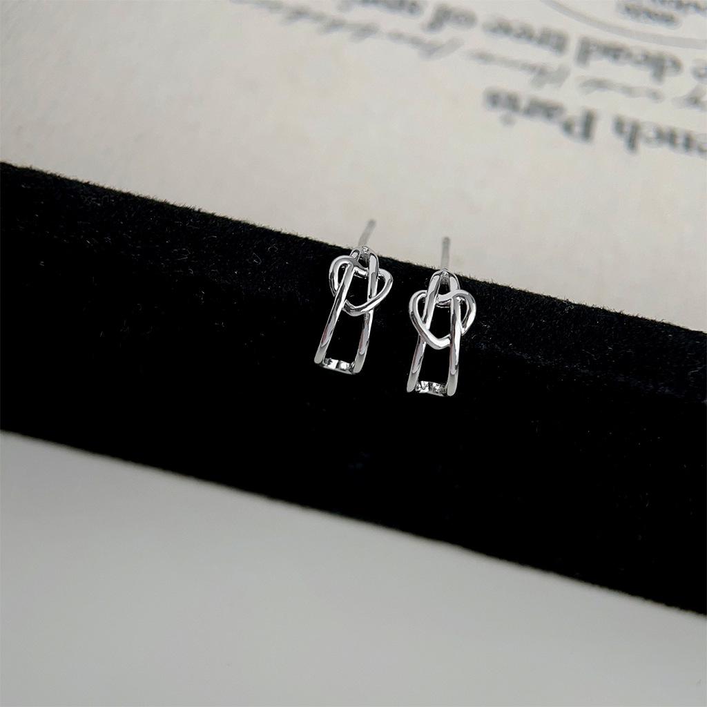 耳语6_0000s_0032_组 33.jpg