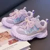 Zapatillas para niñas 2026 otoño nuevo zapatos casuales para niños zapatos de princesa moda lazo zapatos de papá para niña pequeña