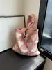 Bolso tejido nuevo para mujer, bolso de mano tejido versátil, bolso de muñeca, bolso tote, bolso tejido de poliéster, bolso grande en forma de corazón