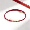 Pulseira de Fio Vermelho para Mulheres, Pulseira de Bambu Cinnabar Nó de Pêssego, Corrente de Pé com Contas da Sorte, Pulseira Trançada para o Ano do Serpente
