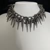 Nuevo y moderno collar con borlas y cuentas redondas con remaches de cadena únicos y modernos, diseño ligero y lujoso, accesorios de cadena para clavícula.
