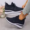 Zapatos Deportivos Casuales de Malla Transpirable Fly-Knit para Mujer, Nuevo Estilo Verano 2025, Talla Grande 43, con Cordones y Pedrería